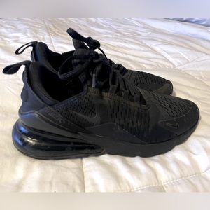 Nike 270s women’s size 8